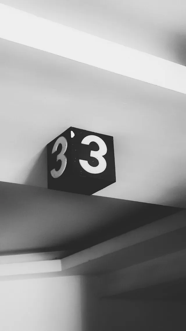 Artificial intelligence patents, image of number three