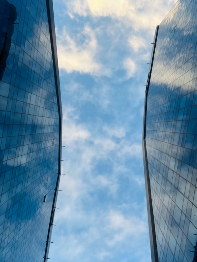 IP documents, document management best practices, image of blue sky between skyscrappers