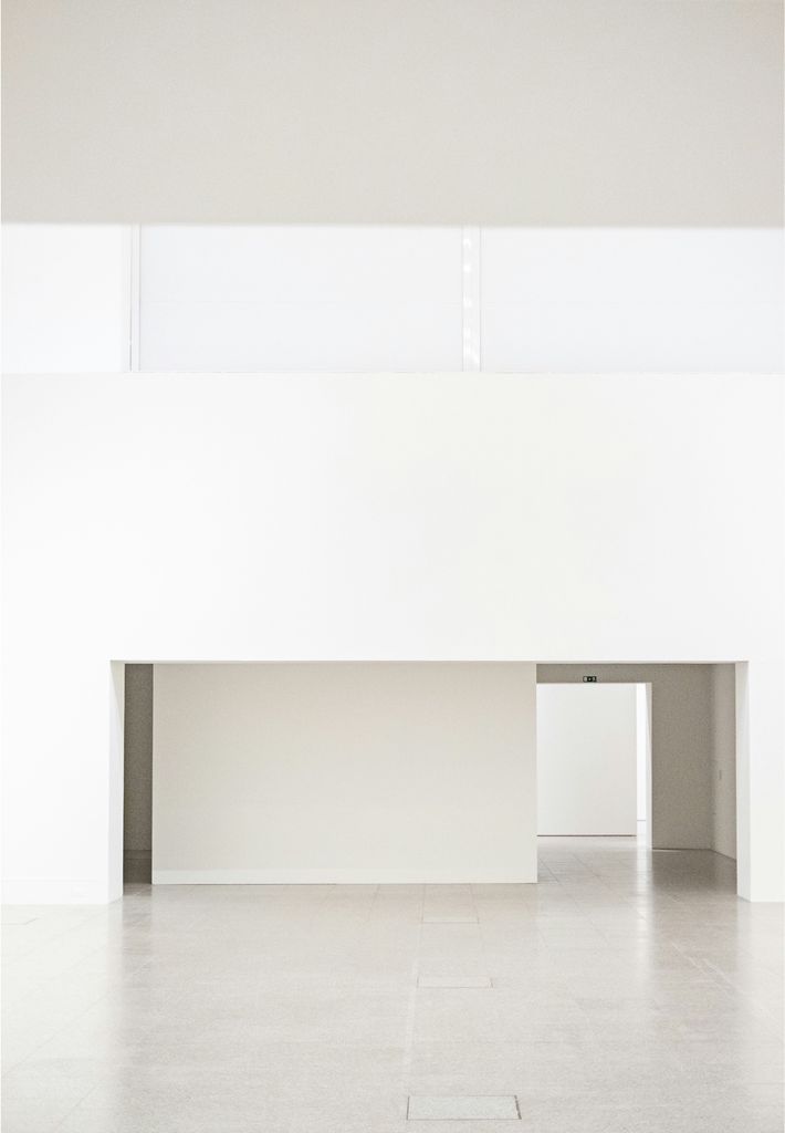 RenewalsDesk, patent renewal fees guide, image of desk